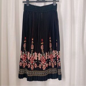 Extra Belleza Pleated Black Floral Skirt Sz O/S